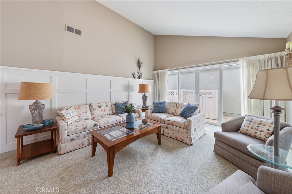 MLS #OC25231008 image #6