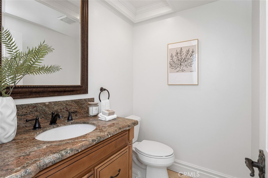 MLS #OC25231044 image #16