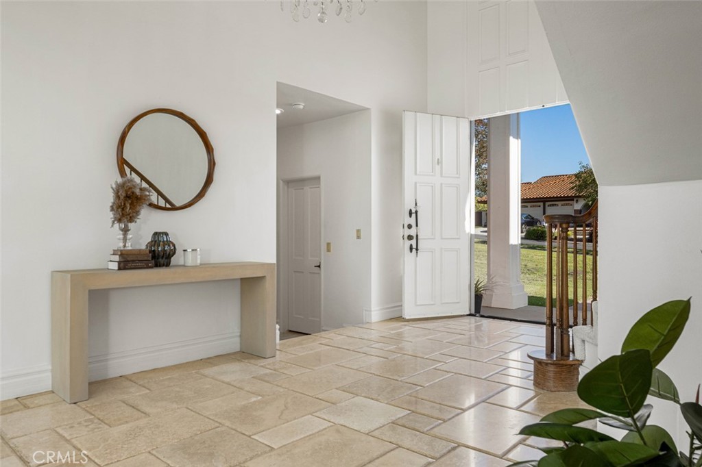 MLS #OC25231044 image #19