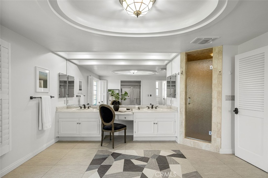 MLS #OC25231044 image #33