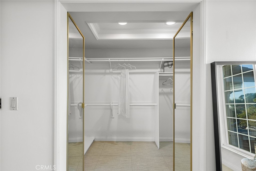 MLS #OC25231044 image #34