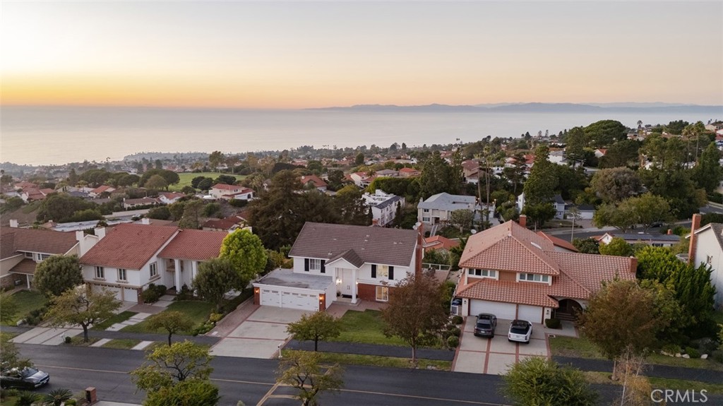 MLS #OC25231044 image #40