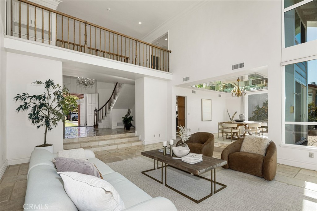 MLS #OC25231044 image #6