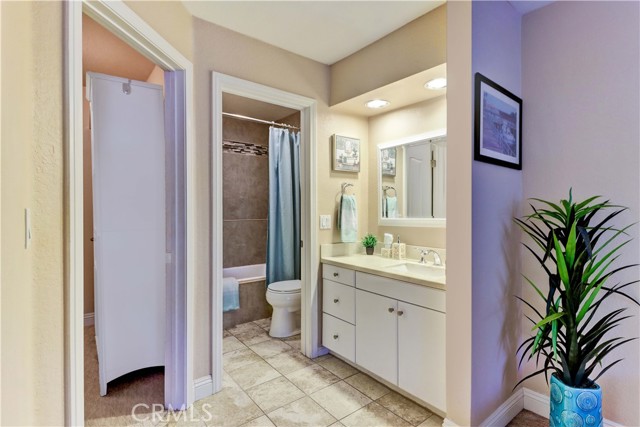 MLS #OC25231045 image #18