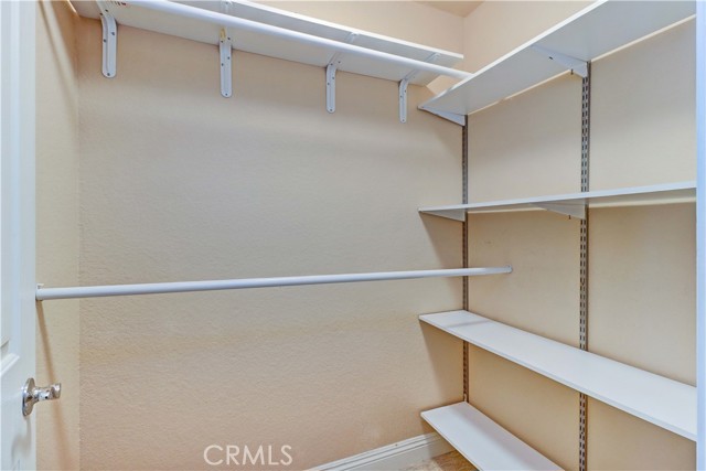 MLS #OC25231045 image #24