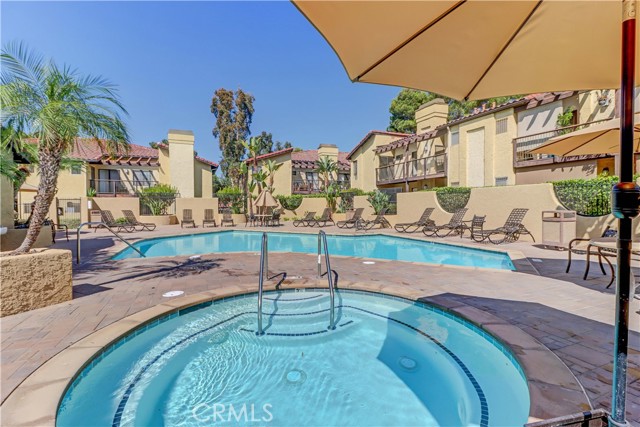 MLS #OC25231045 image #36