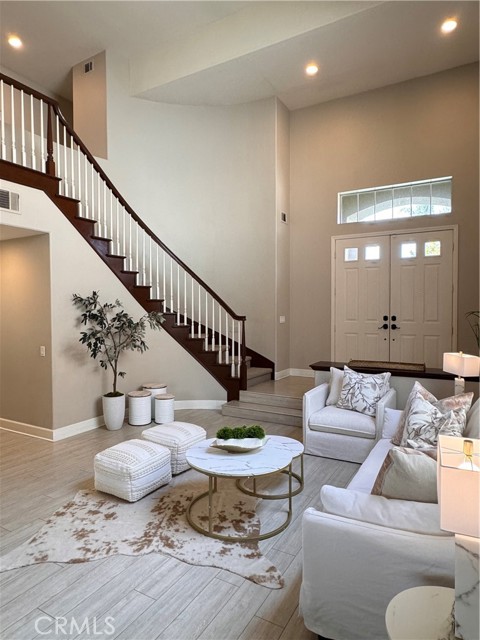 MLS #OC25231055 image #2