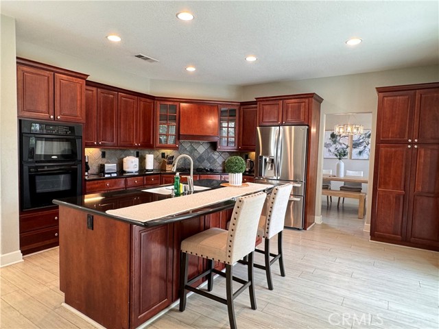 MLS #OC25231055 image #3