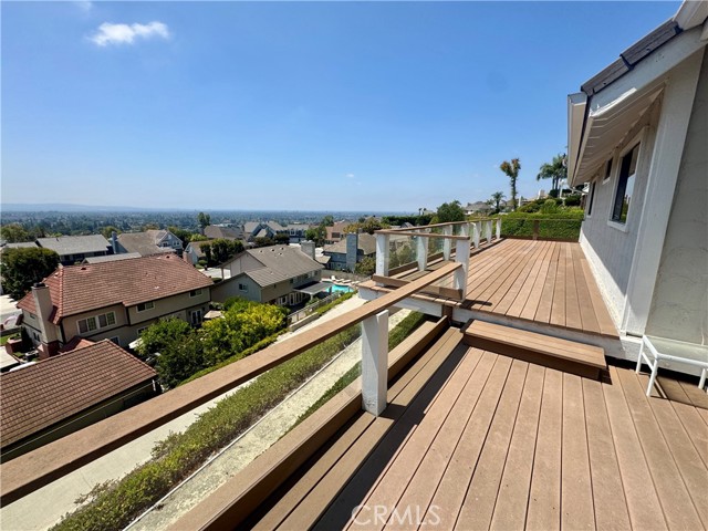 MLS #OC25231076 image #36