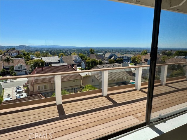 MLS #OC25231076 image #41