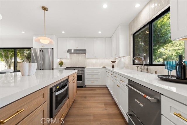 MLS #OC25231120 image #14