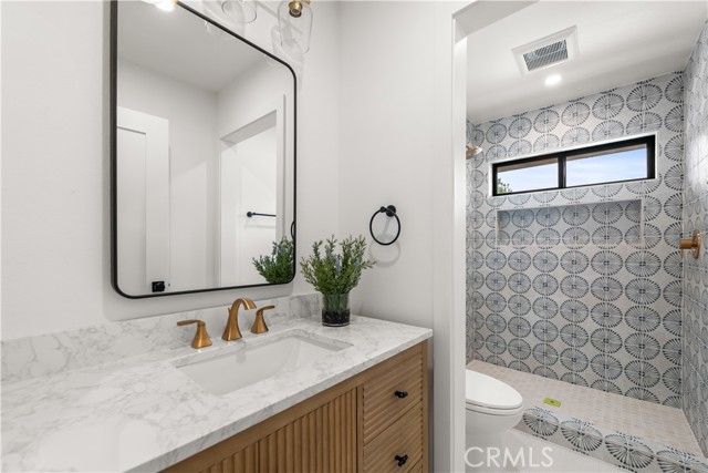 MLS #OC25231120 image #22