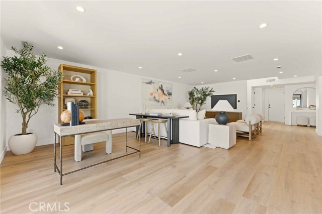 MLS #OC25231120 image #35