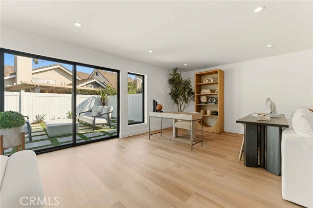 MLS #OC25231120 image #38