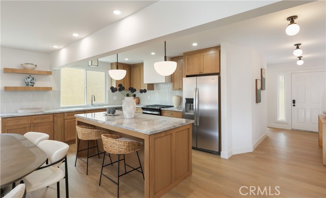 MLS #OC25231221 image #11