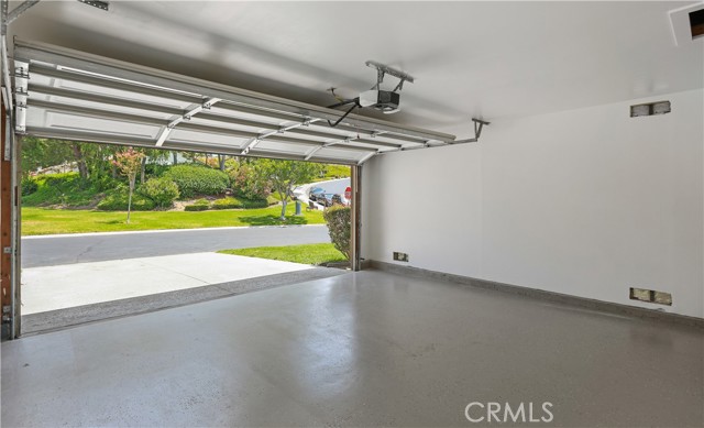 MLS #OC25231221 image #24