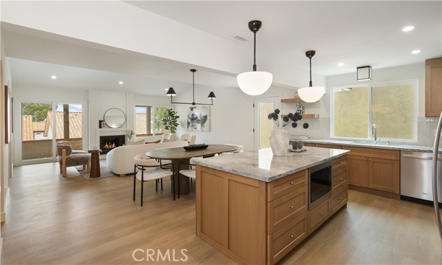 MLS #OC25231221 image #9