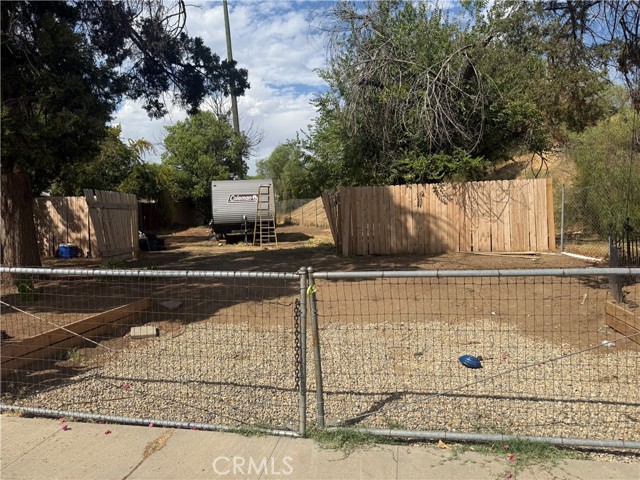 MLS #OC25231287 image #1