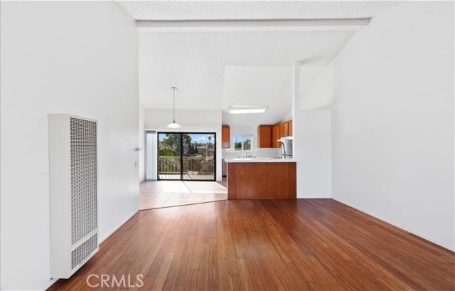 MLS #OC25231379 image #14