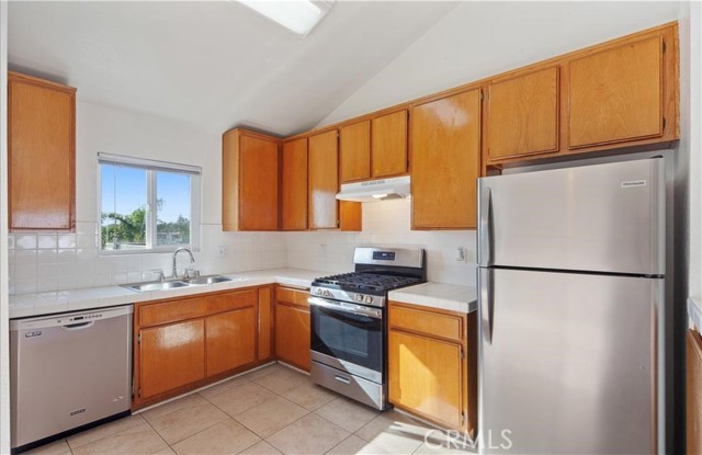 MLS #OC25231379 image #16