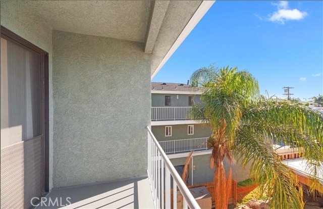 MLS #OC25231379 image #6