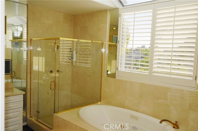 MLS #OC25231416 image #28