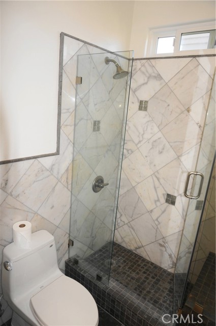 MLS #OC25231416 image #38