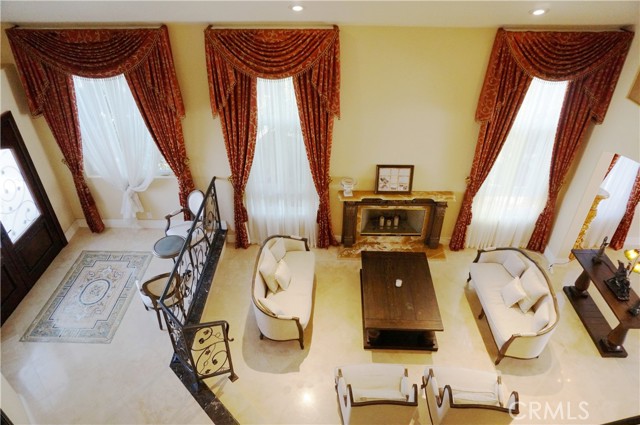 MLS #OC25231416 image #9