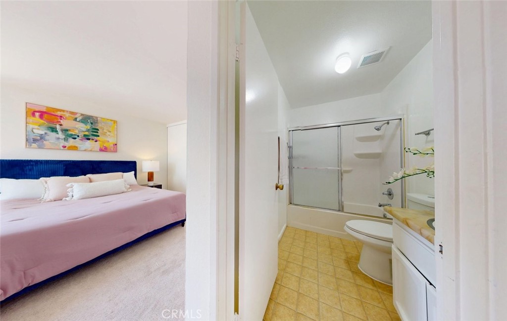 MLS #OC25231492 image #22