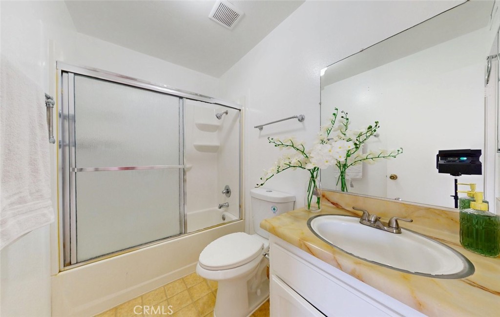 MLS #OC25231492 image #26