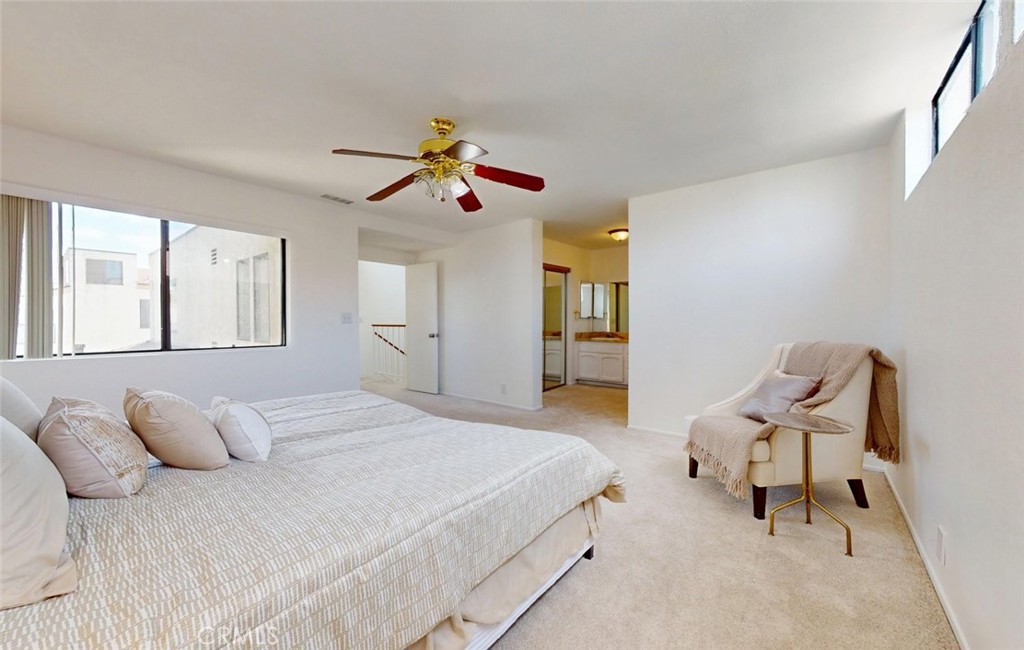 MLS #OC25231492 image #32