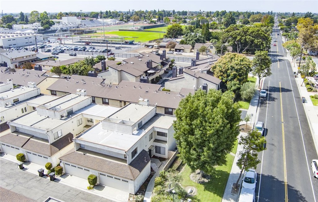 MLS #OC25231492 image #50