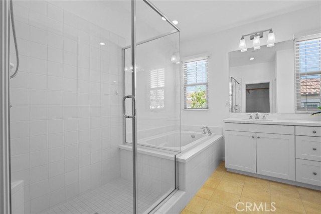 MLS #OC25231497 image #15