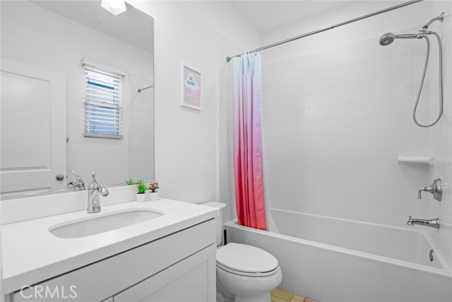 MLS #OC25231497 image #18