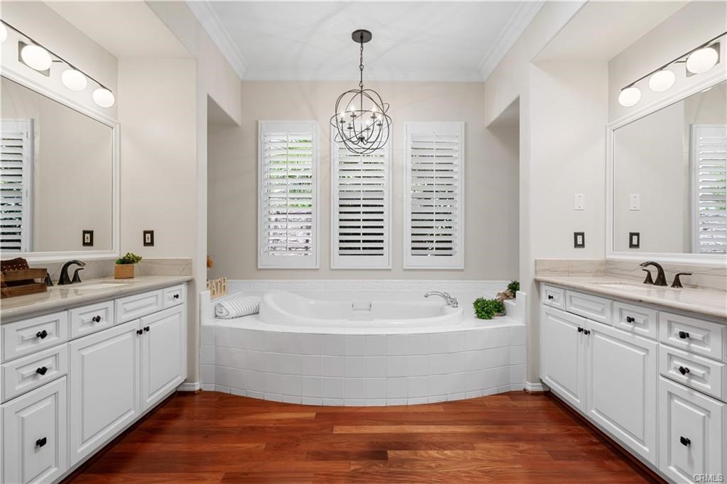 MLS #OC25231520 image #19