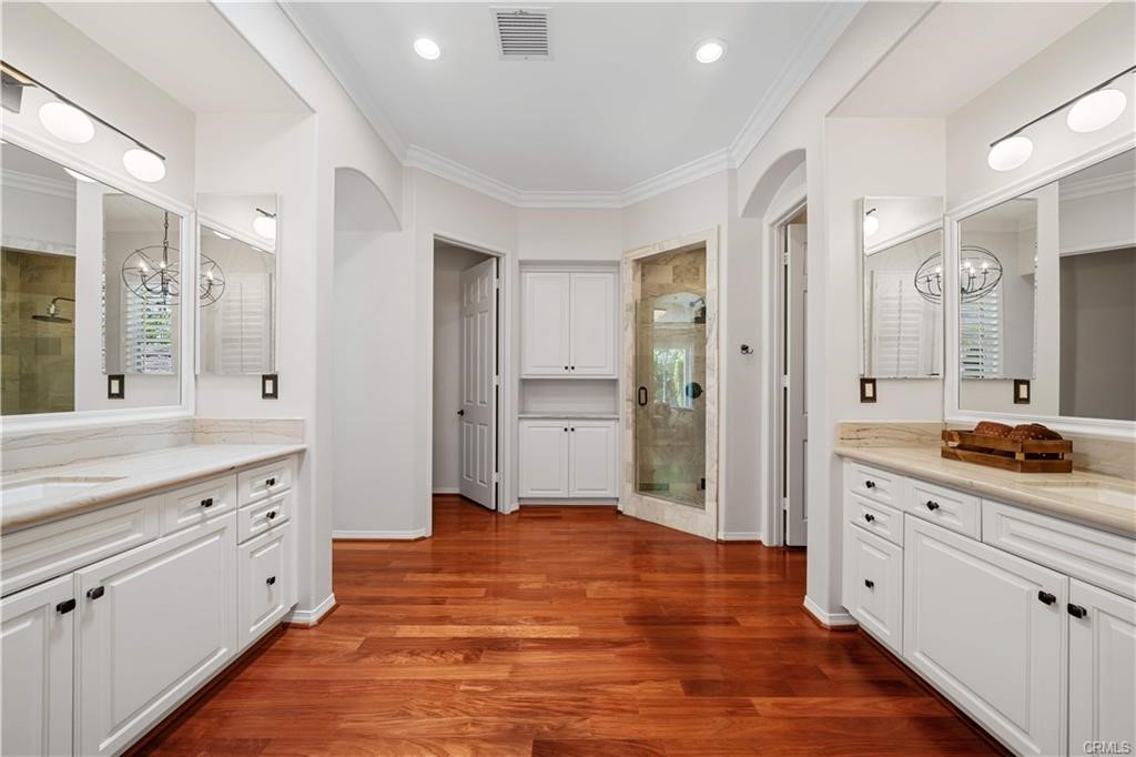 MLS #OC25231520 image #20