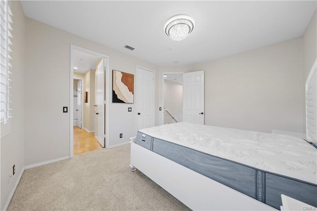 MLS #OC25231520 image #36