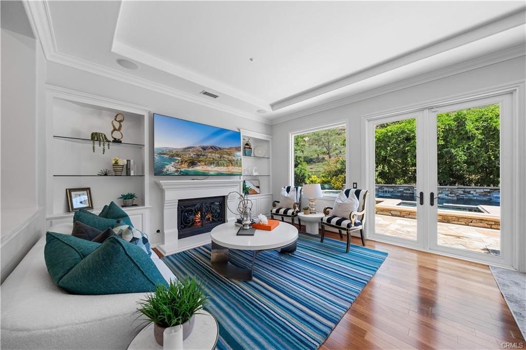 MLS #OC25231520 image #9