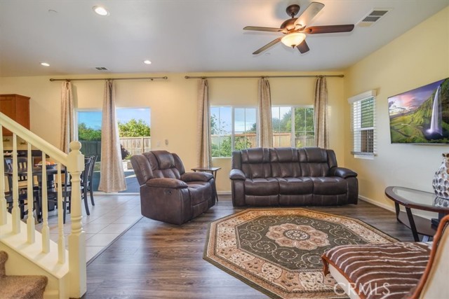MLS #OC25231534 image #11