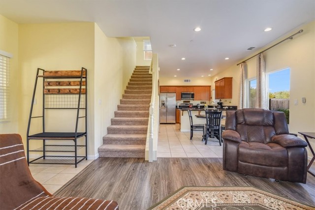 MLS #OC25231534 image #4
