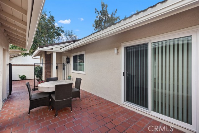 MLS #OC25231551 image #6