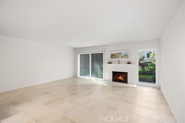 MLS #OC25231551 image #7