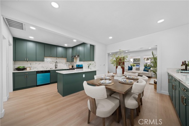 MLS #OC25231588 image #0