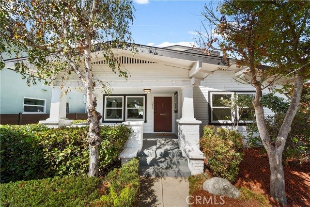 MLS #OC25231588 image #1