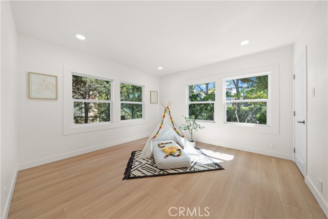 MLS #OC25231588 image #18