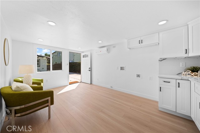 MLS #OC25231588 image #33