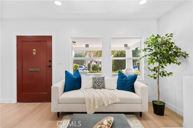 MLS #OC25231588 image #8