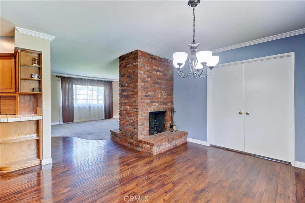 MLS #OC25231617 image #11