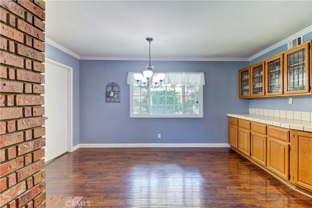 MLS #OC25231617 image #22