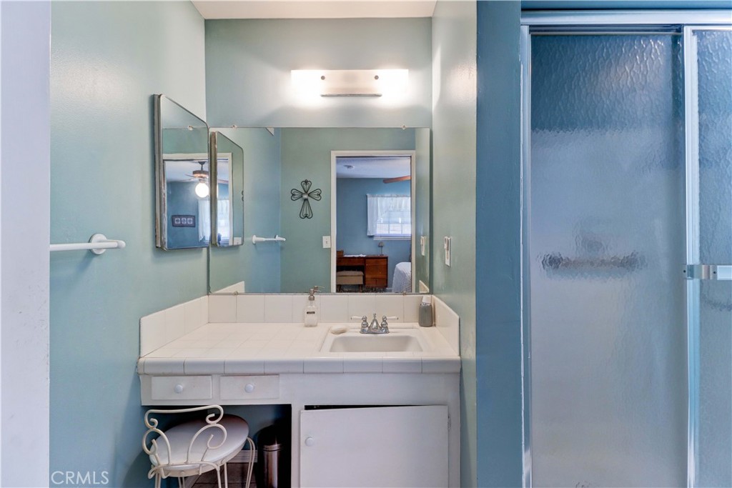 MLS #OC25231617 image #33